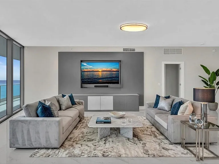 701 N Fort Lauderdale Beach Blvd #802 — Photo 12