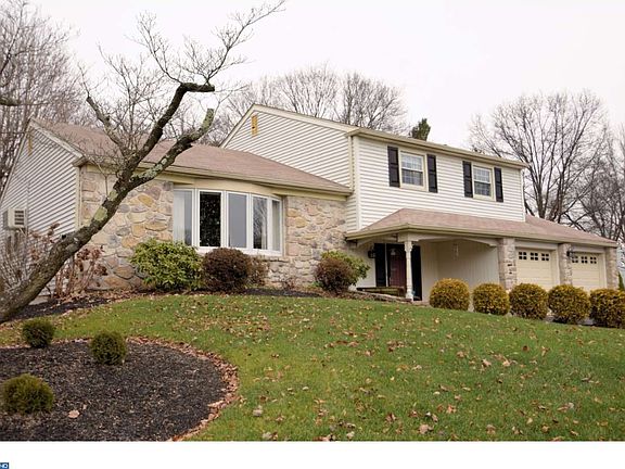 3rd image of 81 Lehigh Dr