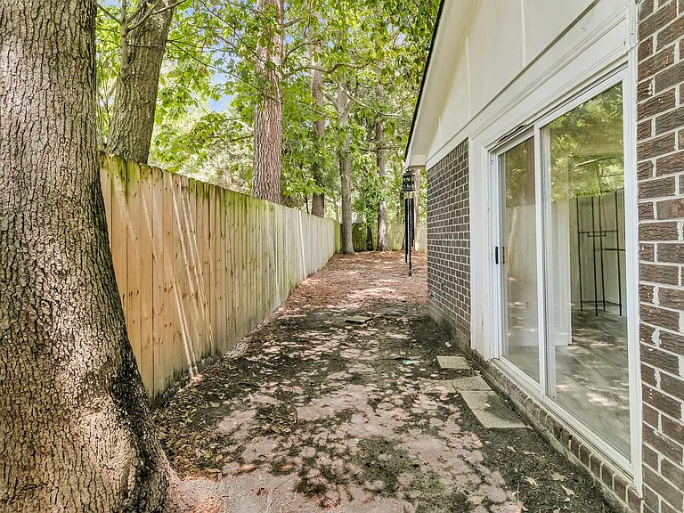 216 Parlor Dr #A — Photo 31