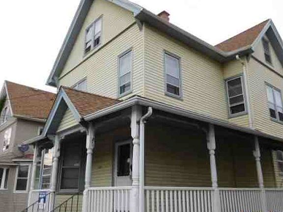 3rd image of 1190 Iranistan Ave