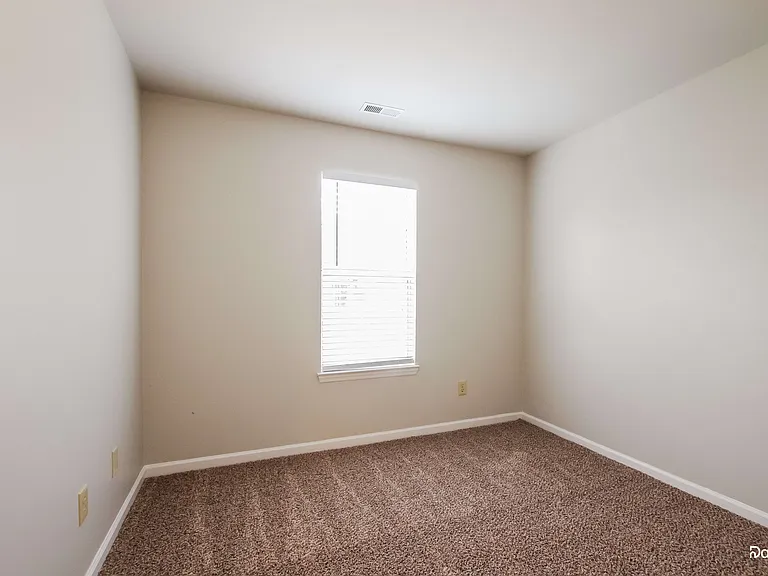 14234 Quartz Ln — Photo 11