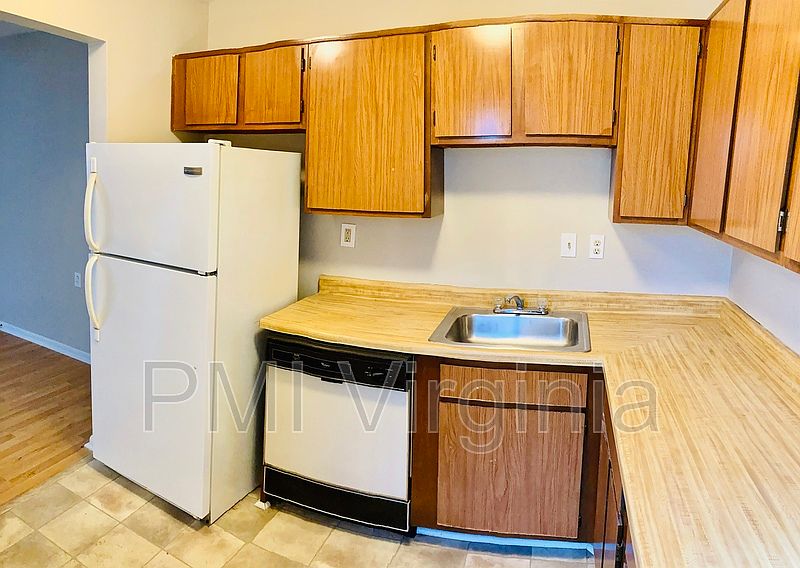 1st image of 1041 Coastaway Dr