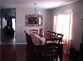 5th image of 144 Honeywood Dr