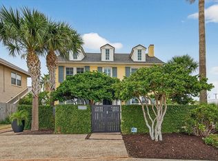 1213 Ocean Dr, Corpus Christi, TX 78404