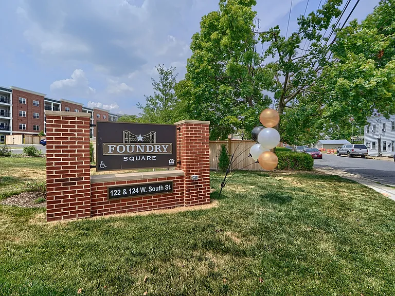 Foundry Square Apartments — Photo 2