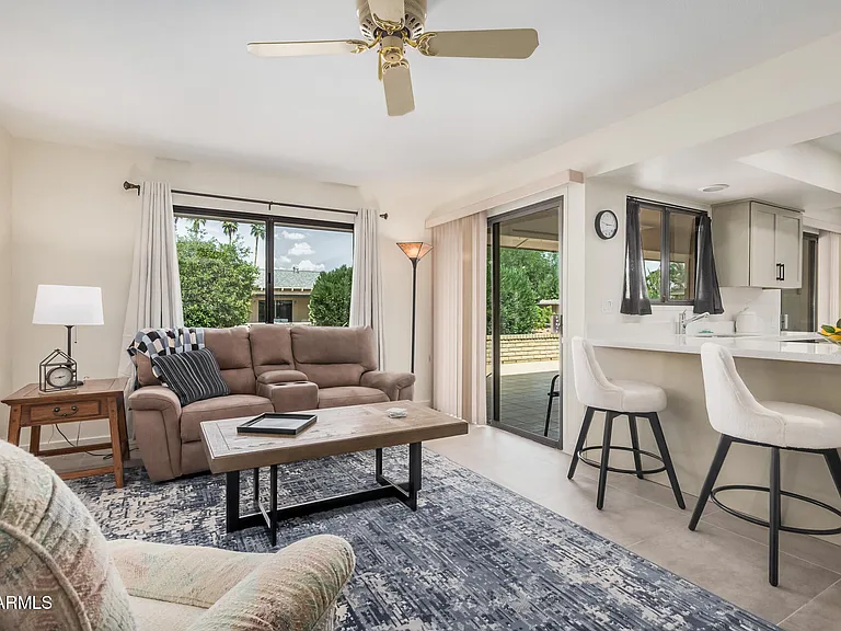 12930 W Seville Dr — Photo 12