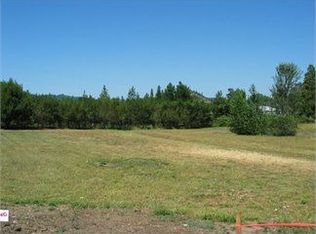 295 Rio Verde Ln, Roseburg, OR 97471