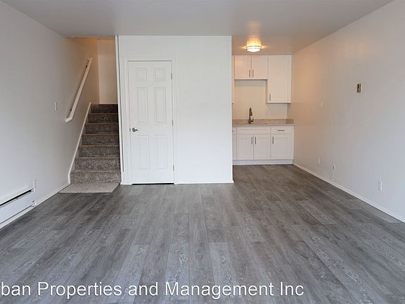 2nd image of 1587 Oxford St #6