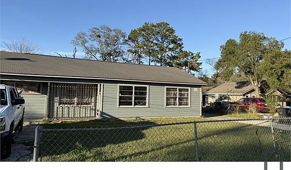 1st image of 7637 Laura Koppe Rd