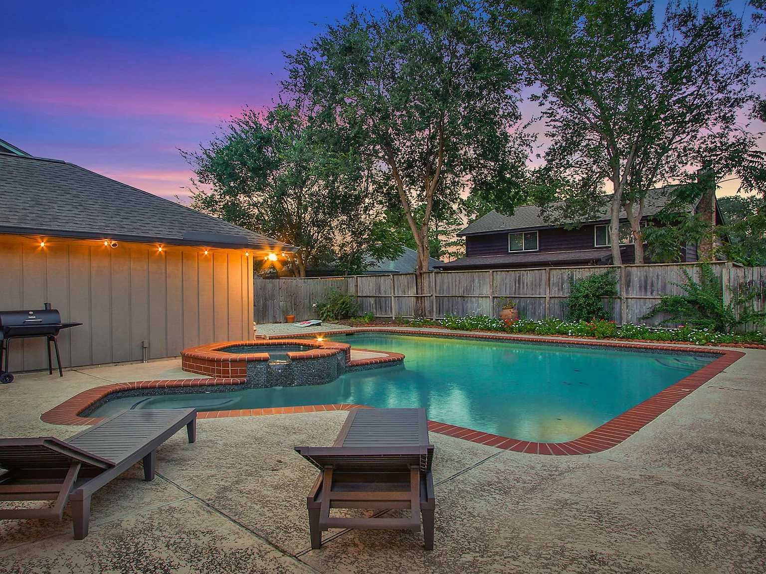 4 bed, 2306 sqft, $4,000 — Photo 3