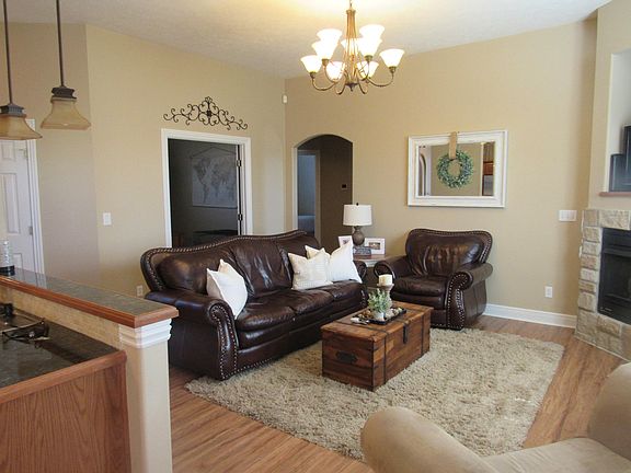 4th image of 132 Dry Creek Ln