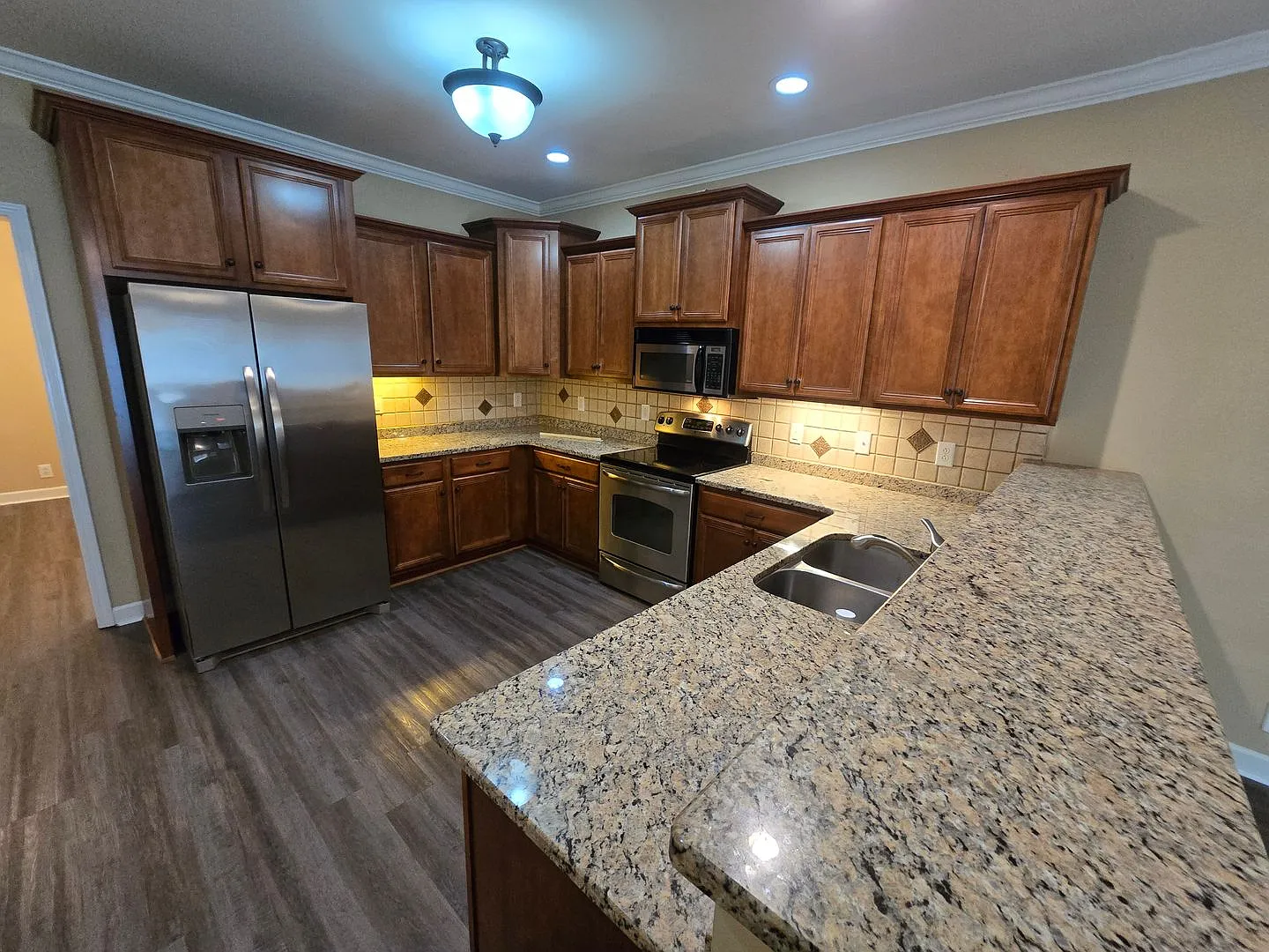 2121 Cason Ln. — Photo 4