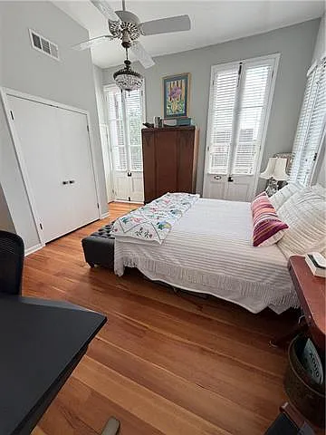 804 Spain St — Photo 13