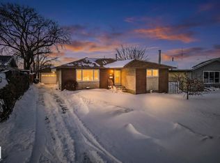 1092 Moyer Dr, Strathcona County, AB T8A1E6