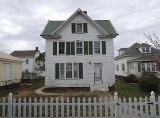 16196 Main Ridge Rd, Tangier, VA 23440