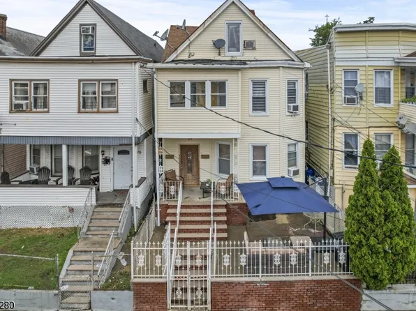 68 Quincy St #2, Passaic City, NJ 07055