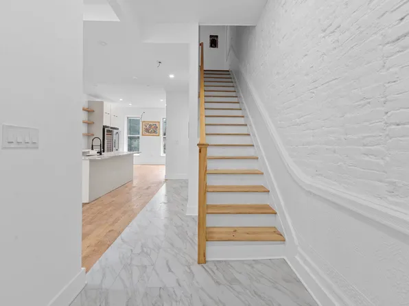 614 Madison Street image 3 of 13