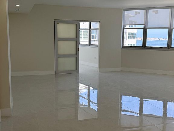 5th image of 999 Brickell Bay Dr APT 1904