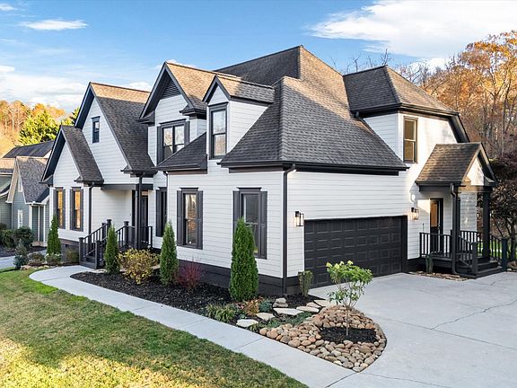 2nd image of 6710 Fern Meadow Way