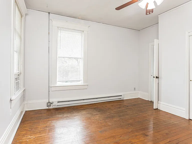 938 Fort Wood St #4 — Photo 13
