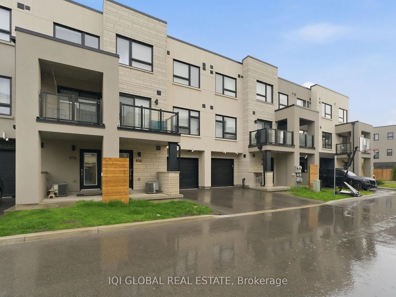 2 bed, $2,900 — Photo 3