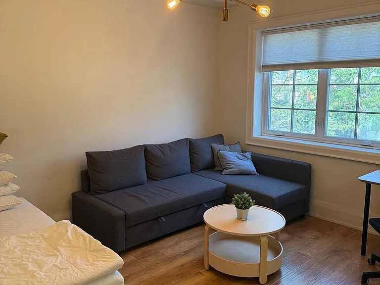 2215 Danforth Ave #STUDIO — Photo 6