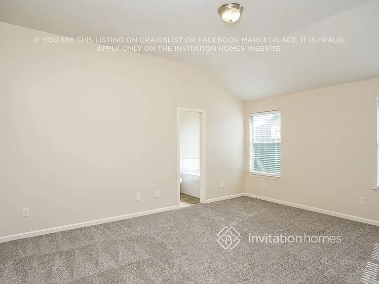 8583 Chaletford Dr — Photo 10