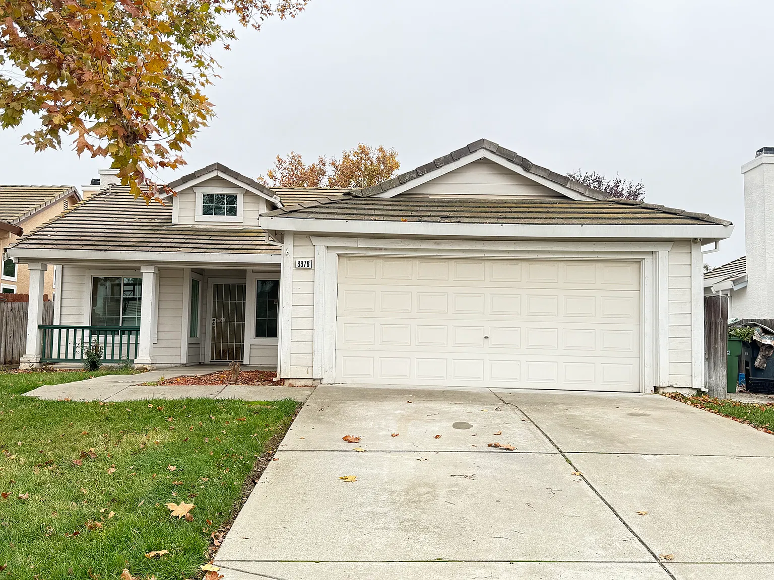 3 bed, 1217 sqft, $3,000 — Photo 1
