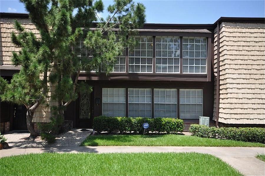 1st image of 10154 Beekman Place Dr