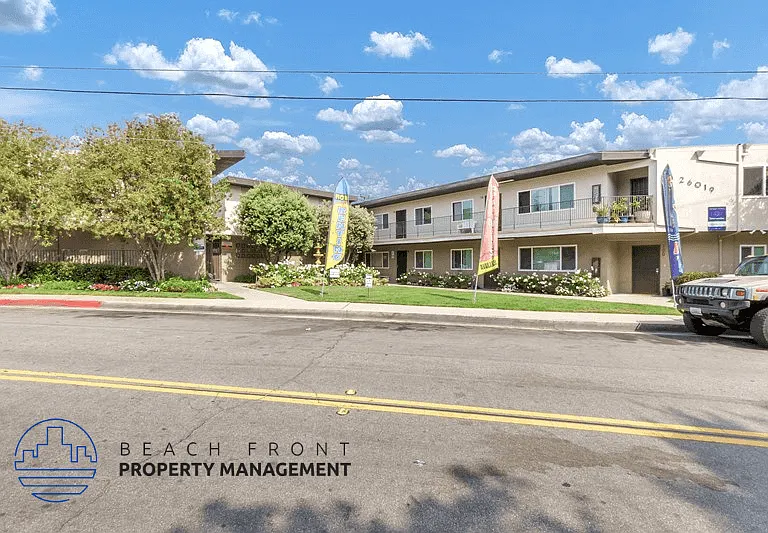 26019 Oak Street — Photo 7