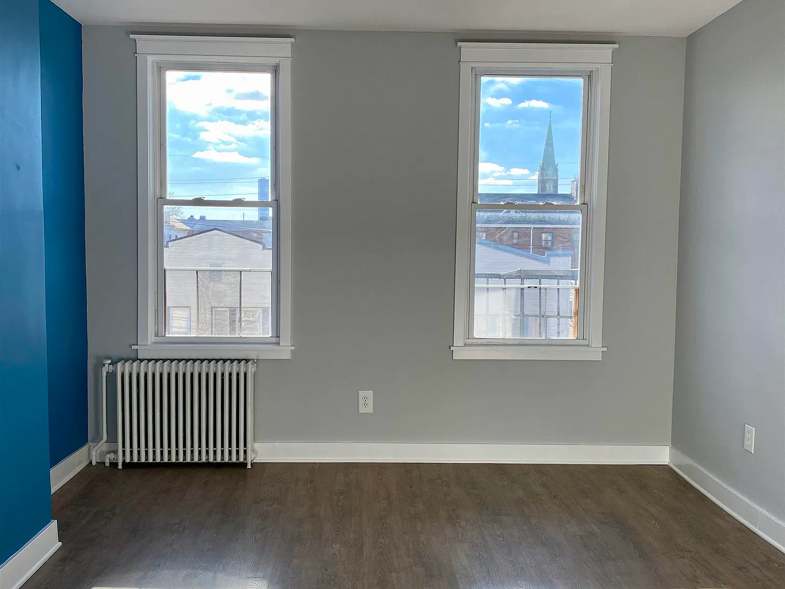 1 bed, 1.0 bath, 750 sqft, $2,000 — Photo 2