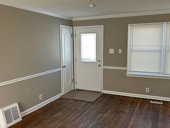 5th image of 1126 Roxton Dr