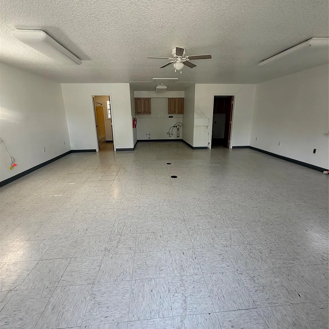 1 bed, 1.0 bath, 768 sqft, $1,400 — Photo 2