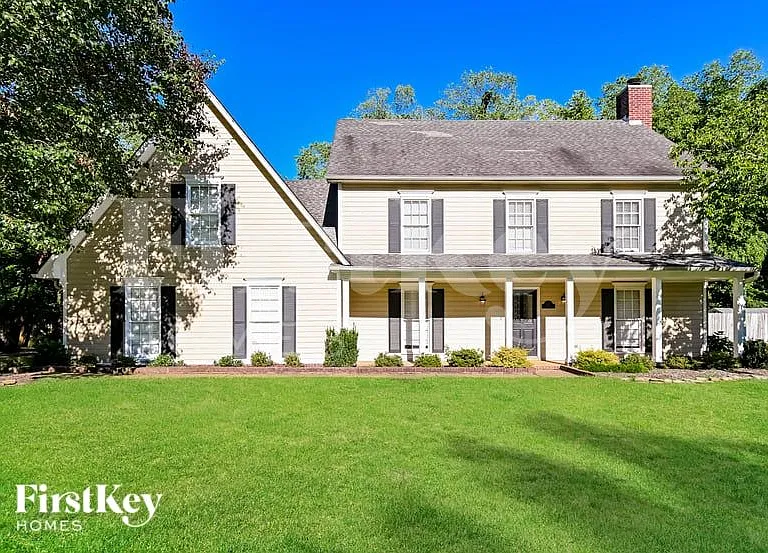 1217 Pinpointe Dr — Photo 1