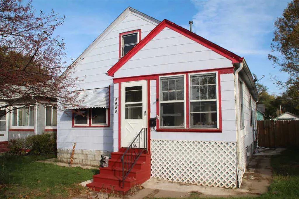1827 10th St photo 1