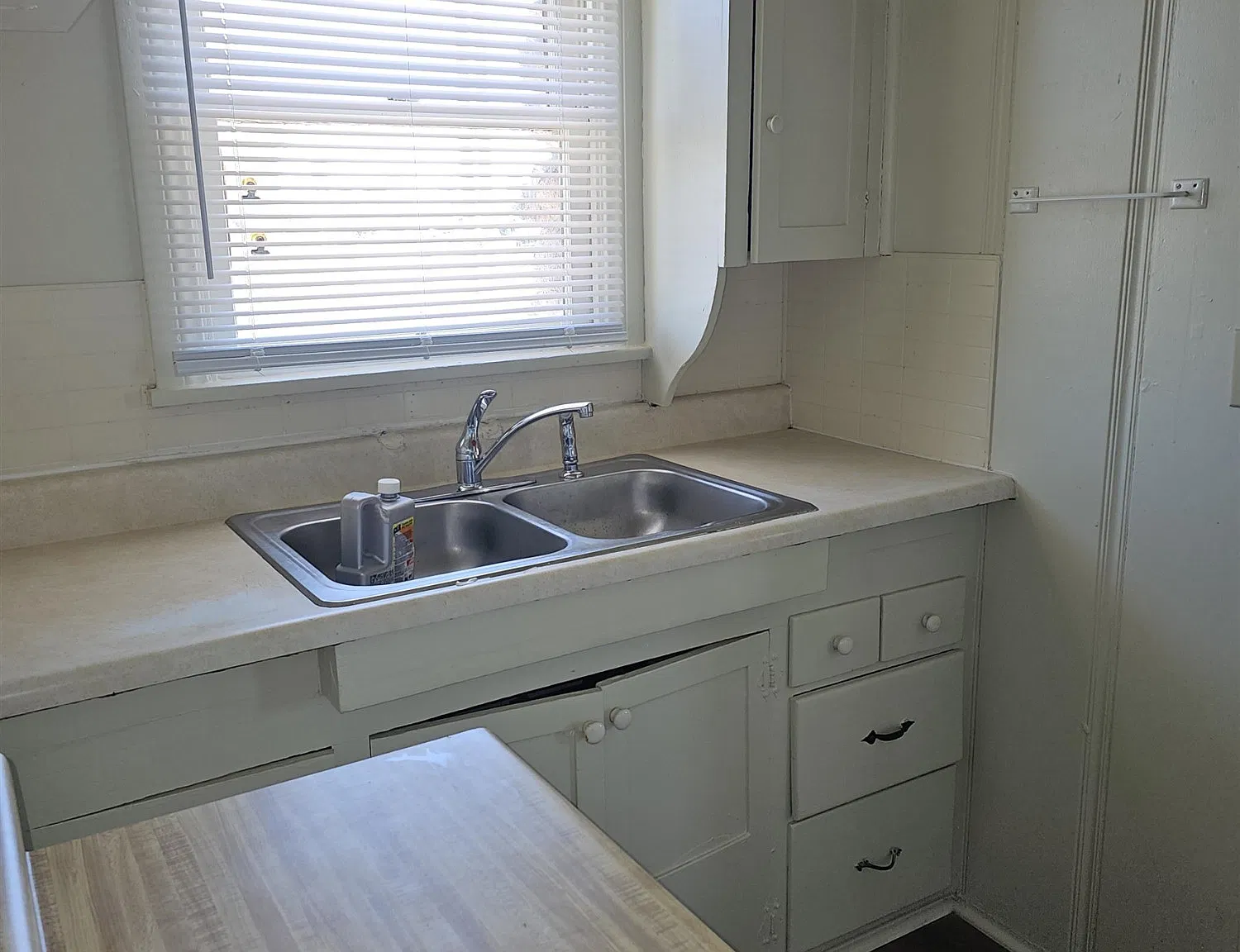 1 bed, 1.0 bath, 585 sqft, $800 — Photo 4