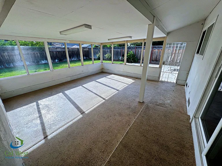 3048 San Luis Rey Ave — Photo 28