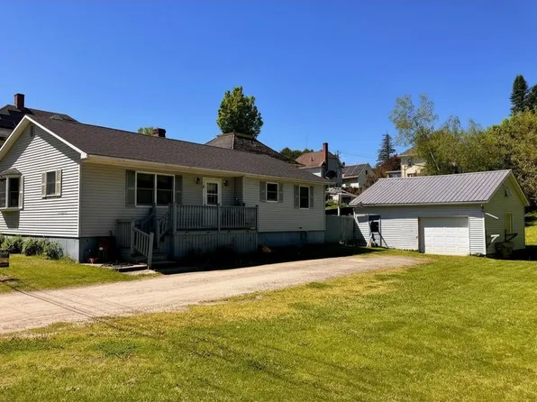 31 South Street, Troy, VT 05859