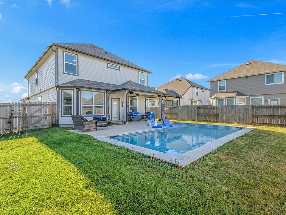 1st image of 4705 Milagro Loop