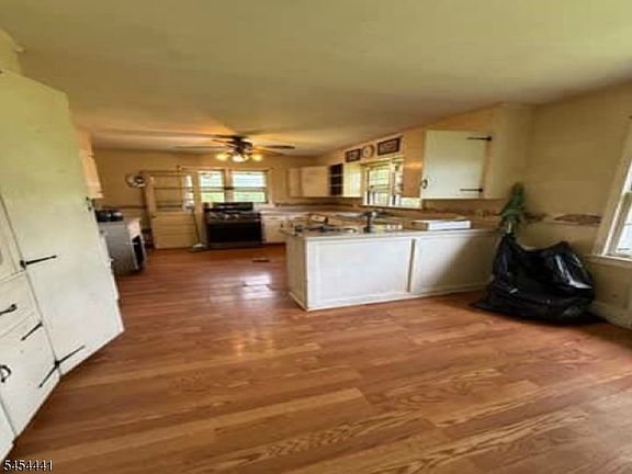 4th image of 37 Hope Rd