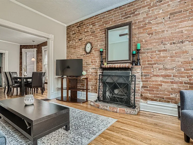 239 W Ellsworth Ave #A — Photo 3