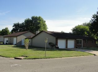 917 Long Branch Rd, Troy, IL 62294