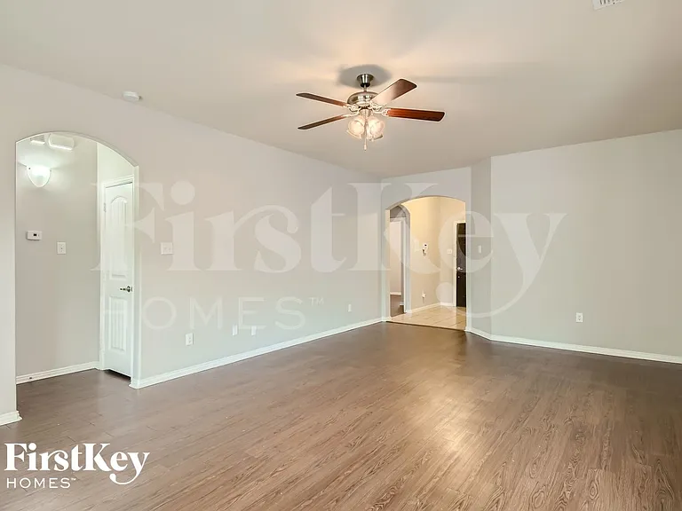 6743 Ohana Pl — Photo 8