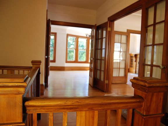 2nd image of 1638 Waller St
