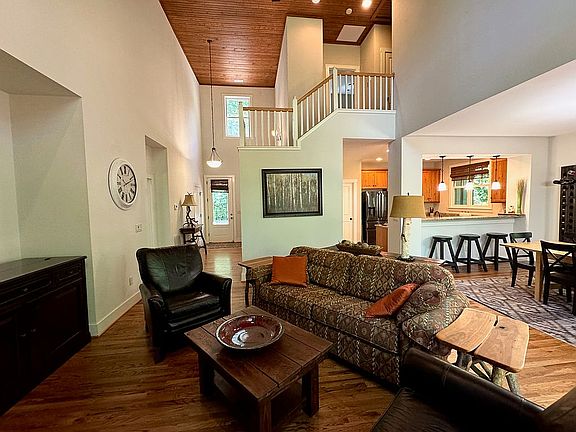 Main level living area