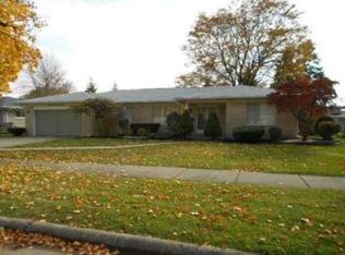 11572 Murthum Ave, Warren, MI 48093