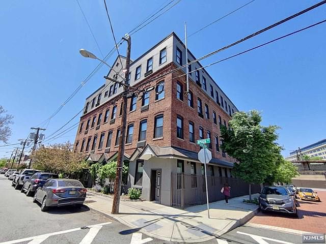 1st image of 39-45 Bruen St #1