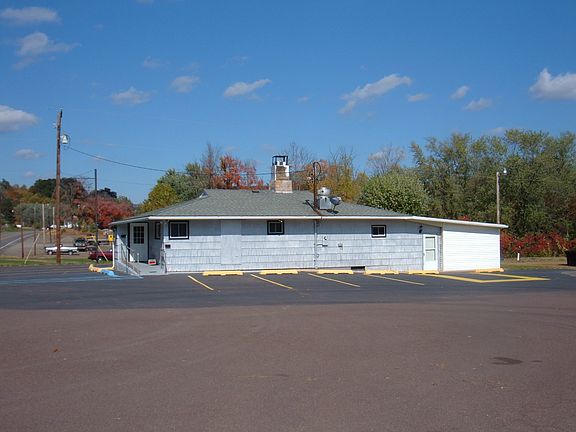 2nd image of 566 Salem Blvd