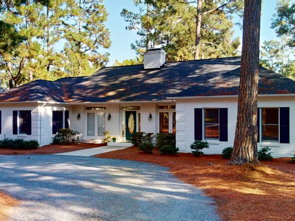 30 Gray Fox Run, Pinehurst, NC 28374