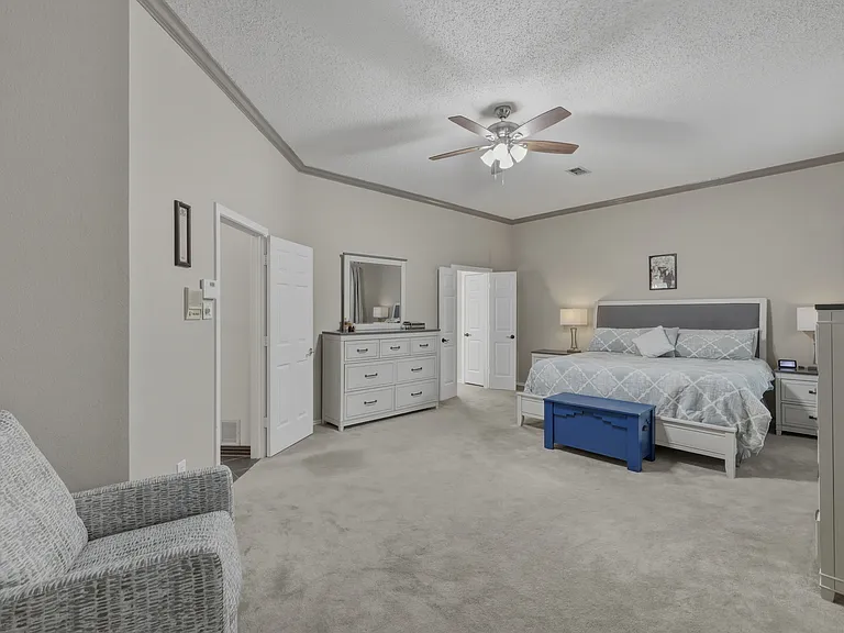 7612 Oak Knoll Dr — Photo 17